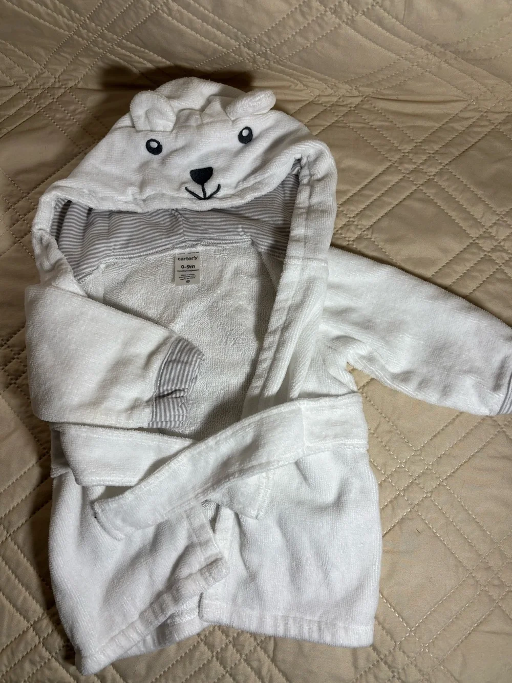 Carter's 0-9M White Hooded Baby Robe with Bear Face Hood